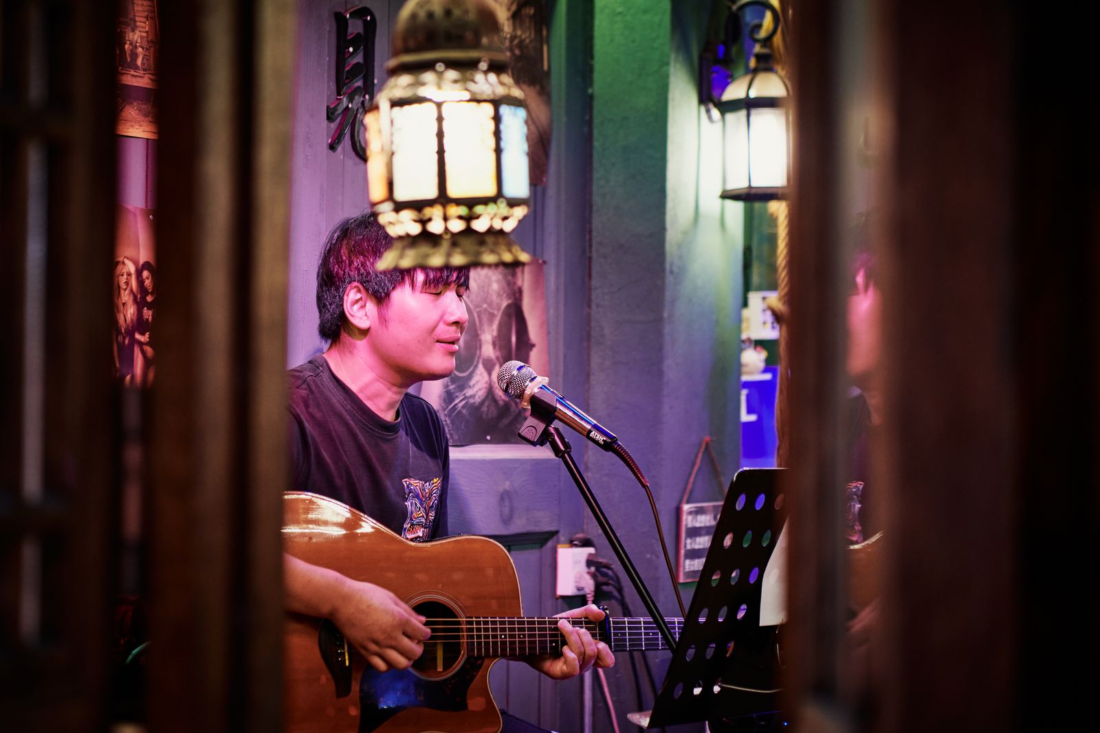 A live acoustic performance at a villa